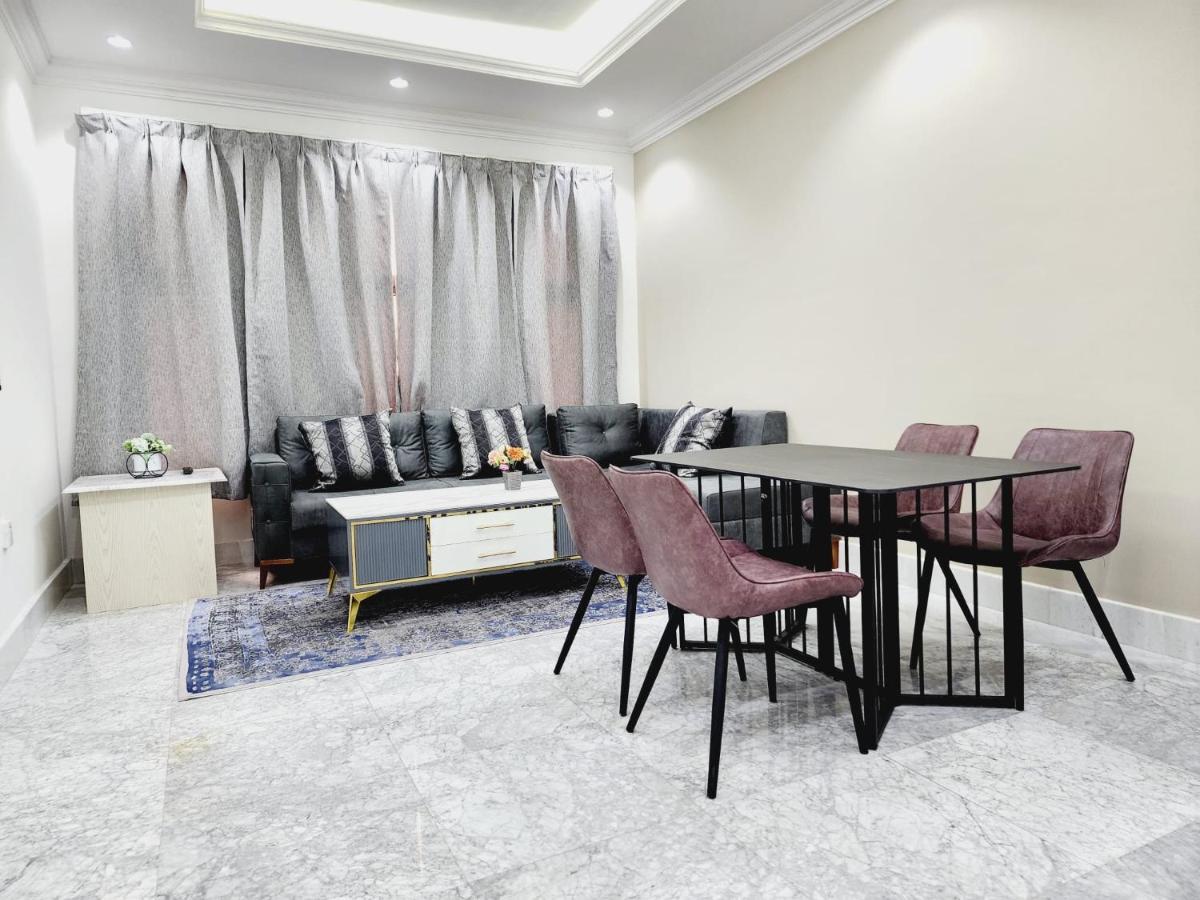 Apatment In Rawdat Alkhail Apartamento Doha Exterior foto